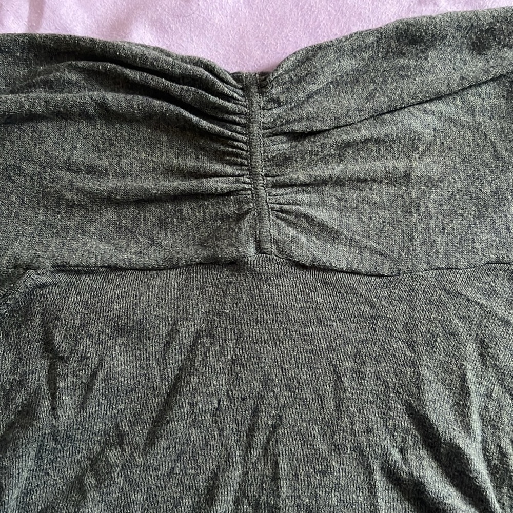 Express Gray Open Sweater - Picture 7 of 9